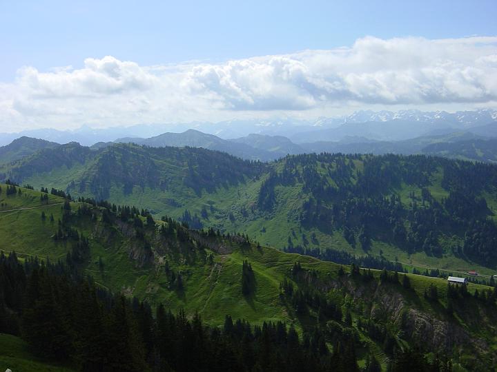 Doro konnte die Aussicht vom Hochgrat aus schon richtig geniessen, bevor wir angekommen sind