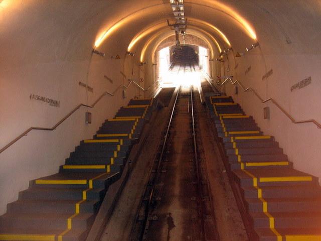 Die Bergbahn auf den K�nigstuhl