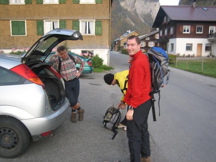 Ankunft in Au / �sterreich ( Im Bild: Georg, Marco und Dirk ) 
